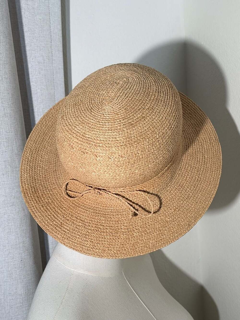 Helen Kaminski Delphina Hat Nougat M